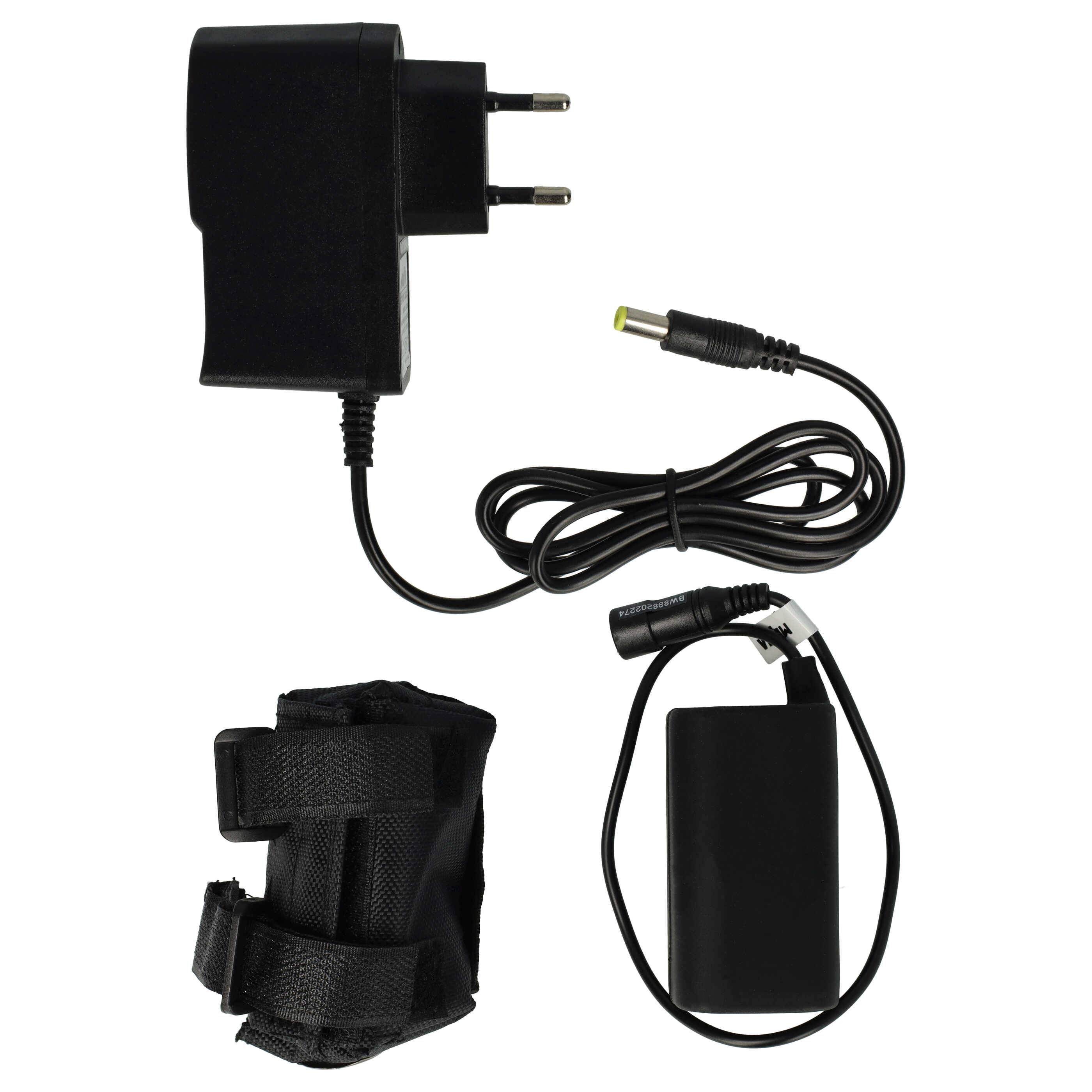 Tragbare Batterie mit Ladegerät, Verbindungskabel und verstellbarem Riemen, verwendet zum Aufladen elektronischer Geräte unterwegs.