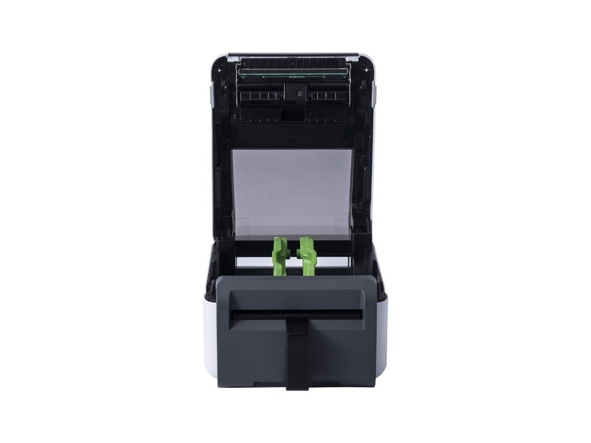 Geöffneter Etikettendrucker mit sichtbarem Druckkopf und grünen Rollenhaltern, bereit zum Einlegen von Etiketten; Frontansicht mit Papierausgabe.