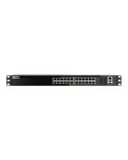 Vorderansicht eines Rack-Mount-Netzwerk-Switches mit mehreren Ethernet-Anschlüssen und Statusleuchten auf einem schlichten weißen Hintergrund.