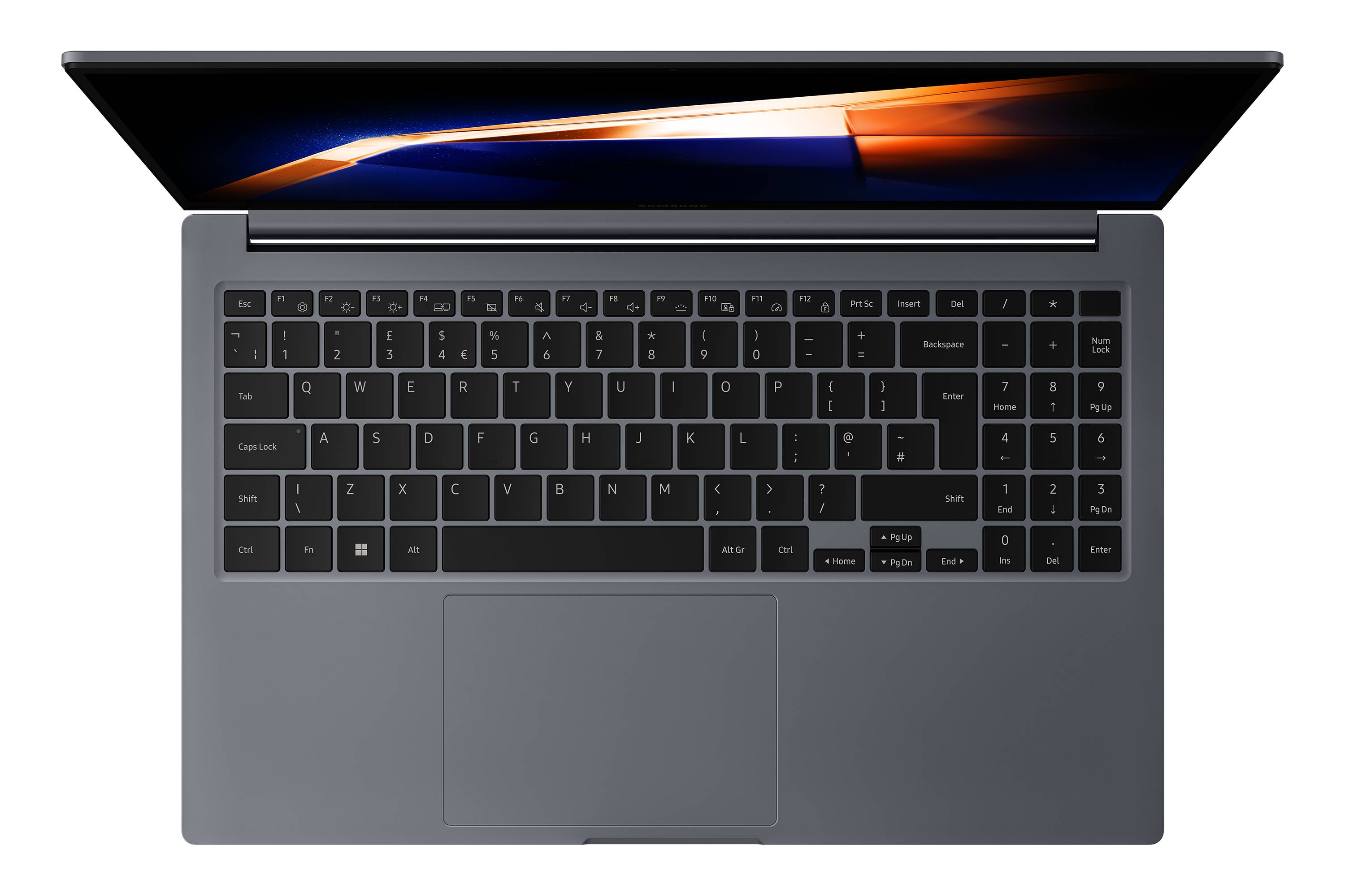 Draufsicht auf einen offenen Laptop mit schwarzer Tastatur und großem Trackpad auf weißem Hintergrund.