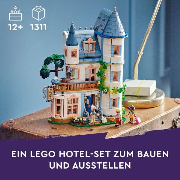 LEGO Friends Burg mit Ferienunterkunft, Hotel-Spielset mit Figuren 42638