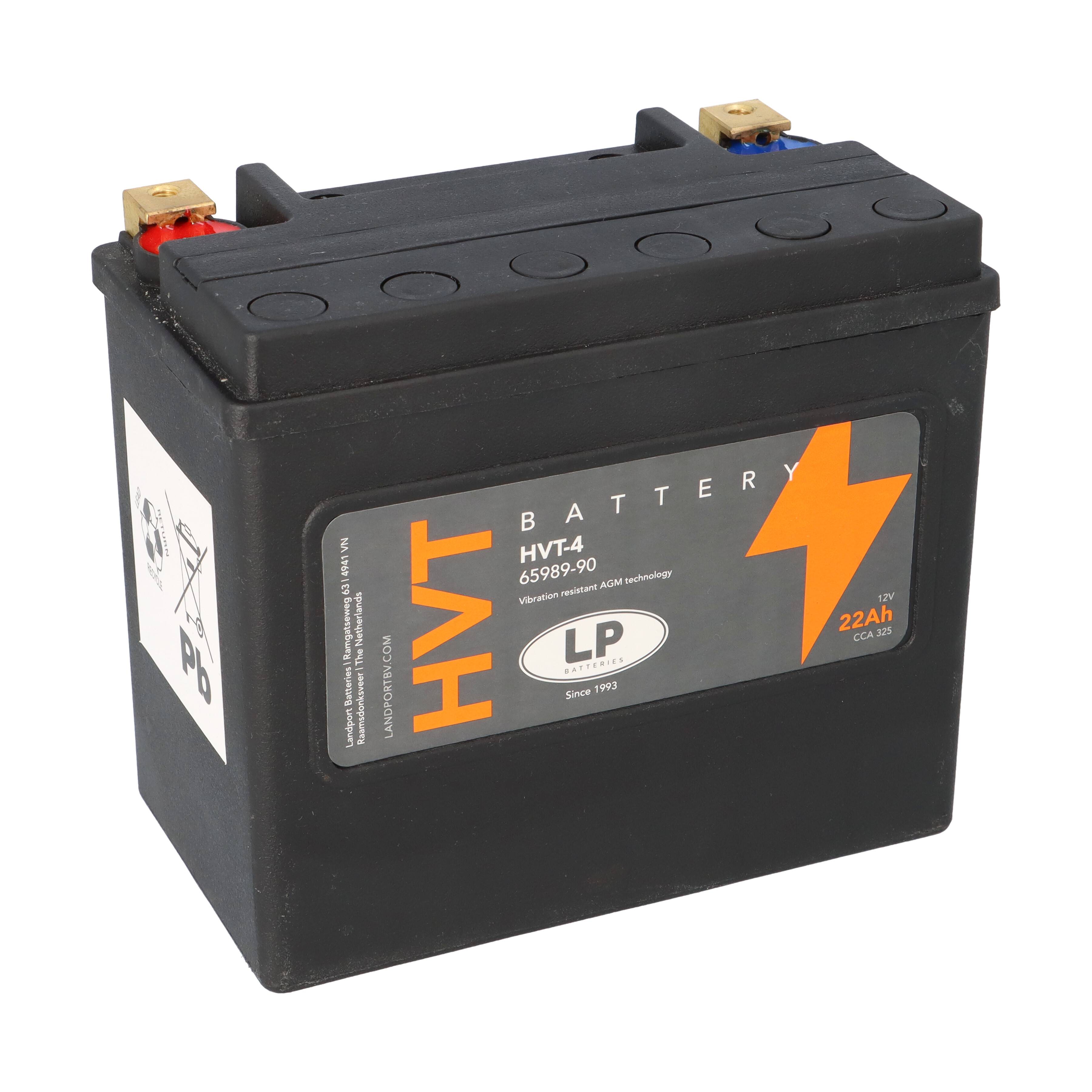 Eine schwarze Autobatterie mit einem Etikett mit der Aufschrift „HVT Battery