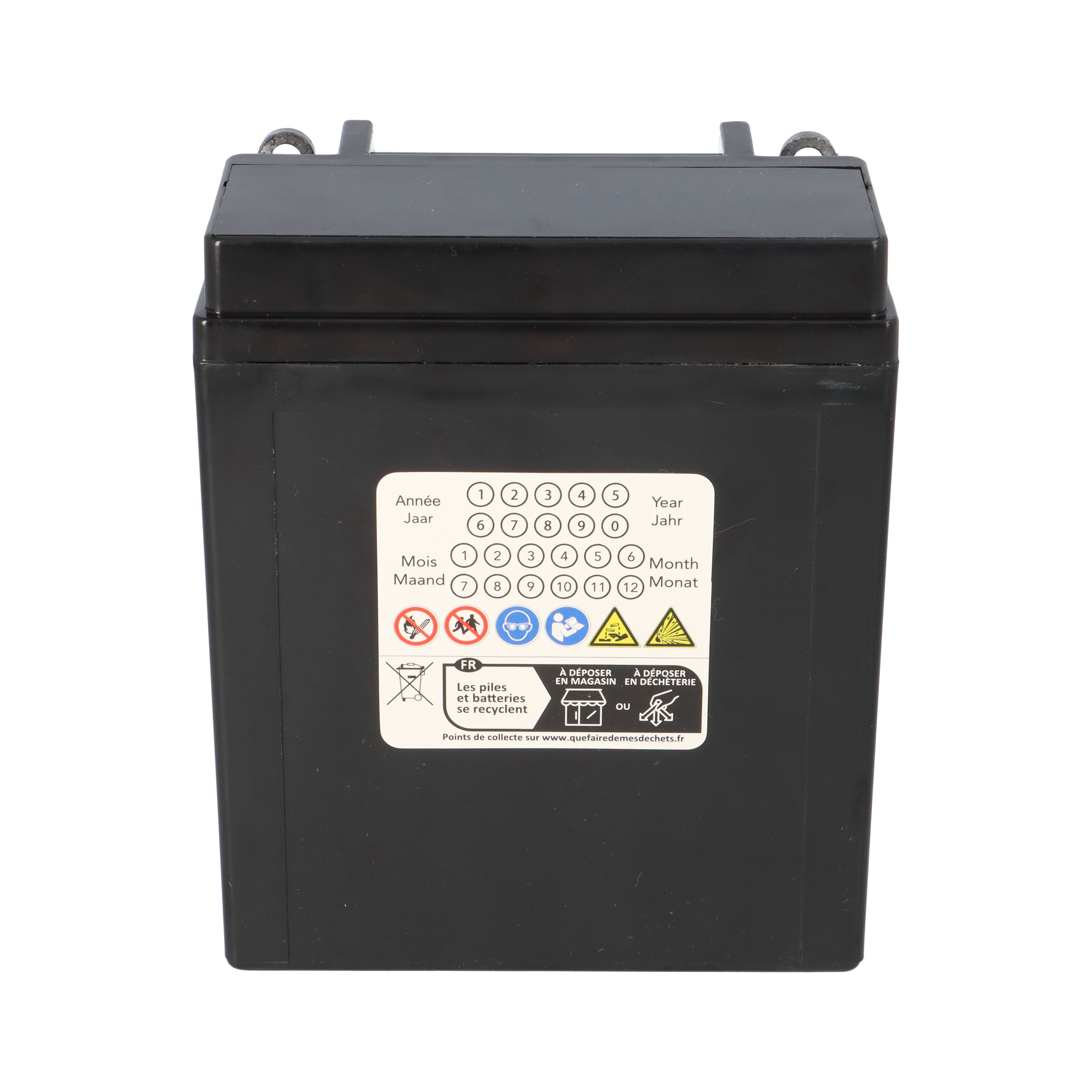 Eine schwarze Batterie mit einem Etikett, das verschiedene Symbole und Sicherheitswarnungen anzeigt, einschließlich Informationen zu gefährlichen Materialien und Recycling.