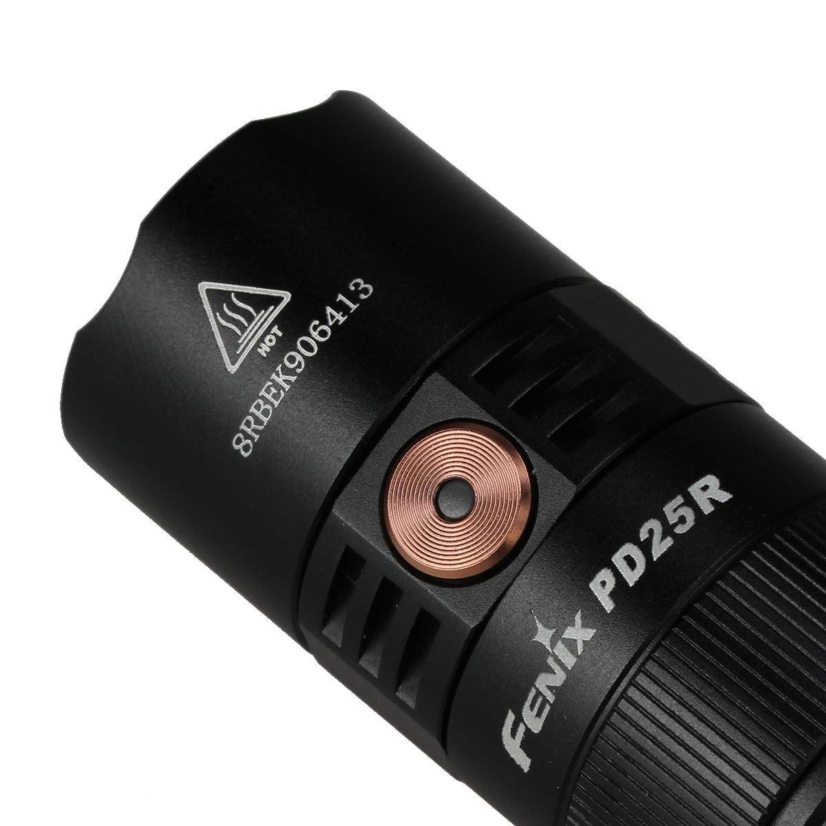 Fenix PD25R LED-Taschenlampe 800 Lumen - Schwarz