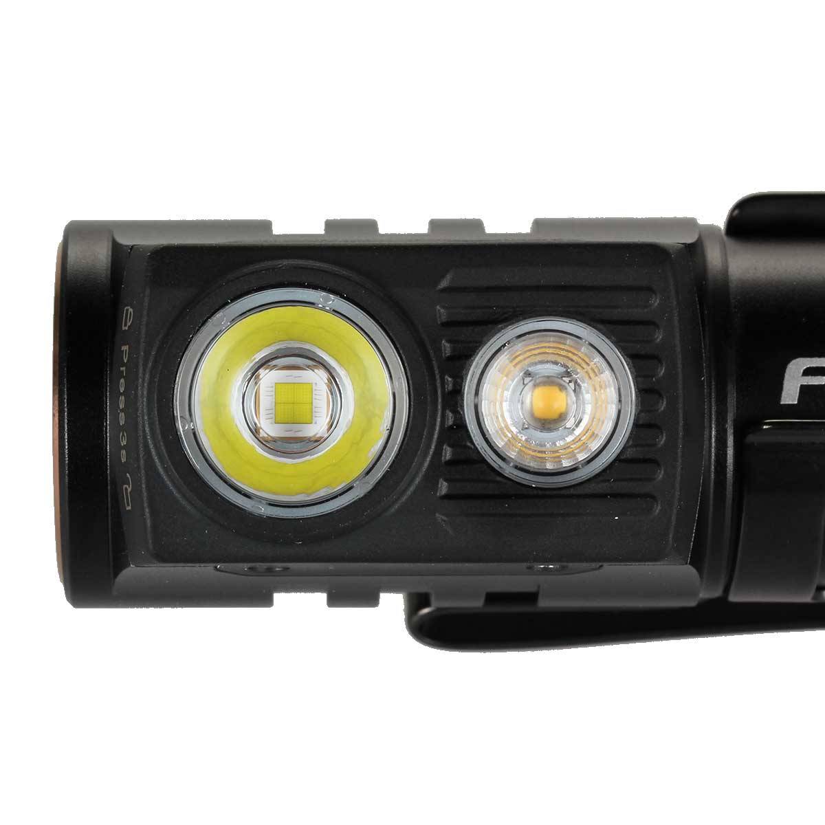 Fenix HM71R LED Stirnlampe 2700 Lumen - Schwarz/Orange