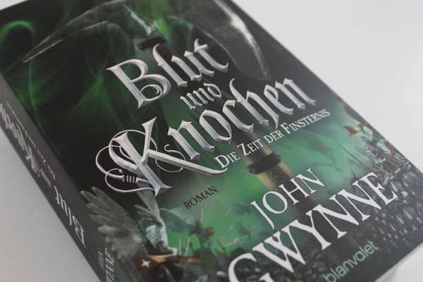 Die Zeit der Finsternis - Blut und Knochen 3