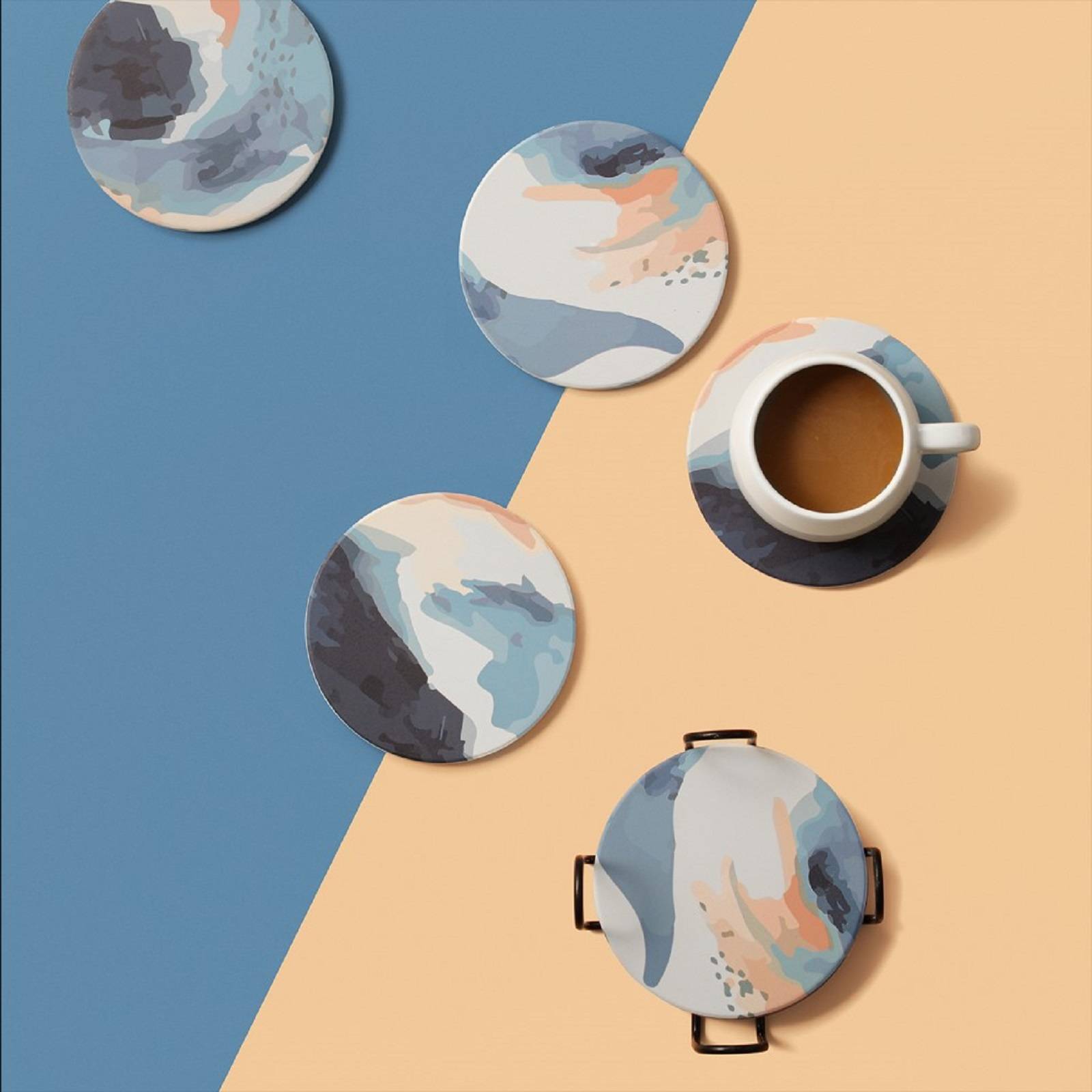 LIFVER 10cm/6er-Set saugfähige Getränkeuntersetzer Sets, Keramik Untersetzer mit Halter, mit Korkboden - Weiß und Blau