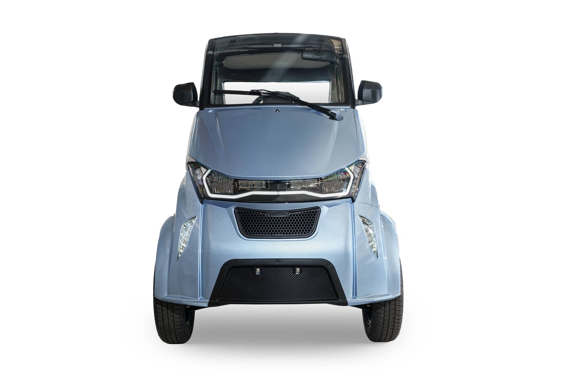 Stormborn L8 3kW / 105Ah ohne Klimaanlage hellblau