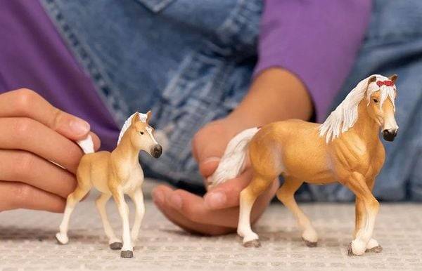 Schleich 13950 - Horse Club, Haflinger Stute, Pferd, Höhe: 9,5 cm