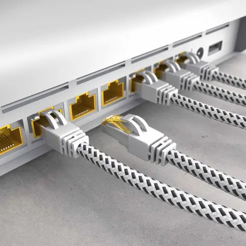 Primewire Patchkabel CAT 7 Rohkabel mit Braiding, Gigabit Ethernet LAN Kabel 10 Gbit/s S/FTP PIMF, Netzwerkkabel - 20m Primewire Patchkabel CAT 7 Rohkabel mit Braiding, Gigabit Ethernet LAN Kabel 10 Gbit/s S/FTP PIMF, Netzwerkkabel - 20m