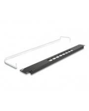 Delock 19? D-Typ Patchpanel mit Entlastungsschiene 8 Port mittig 1 HE schwarz