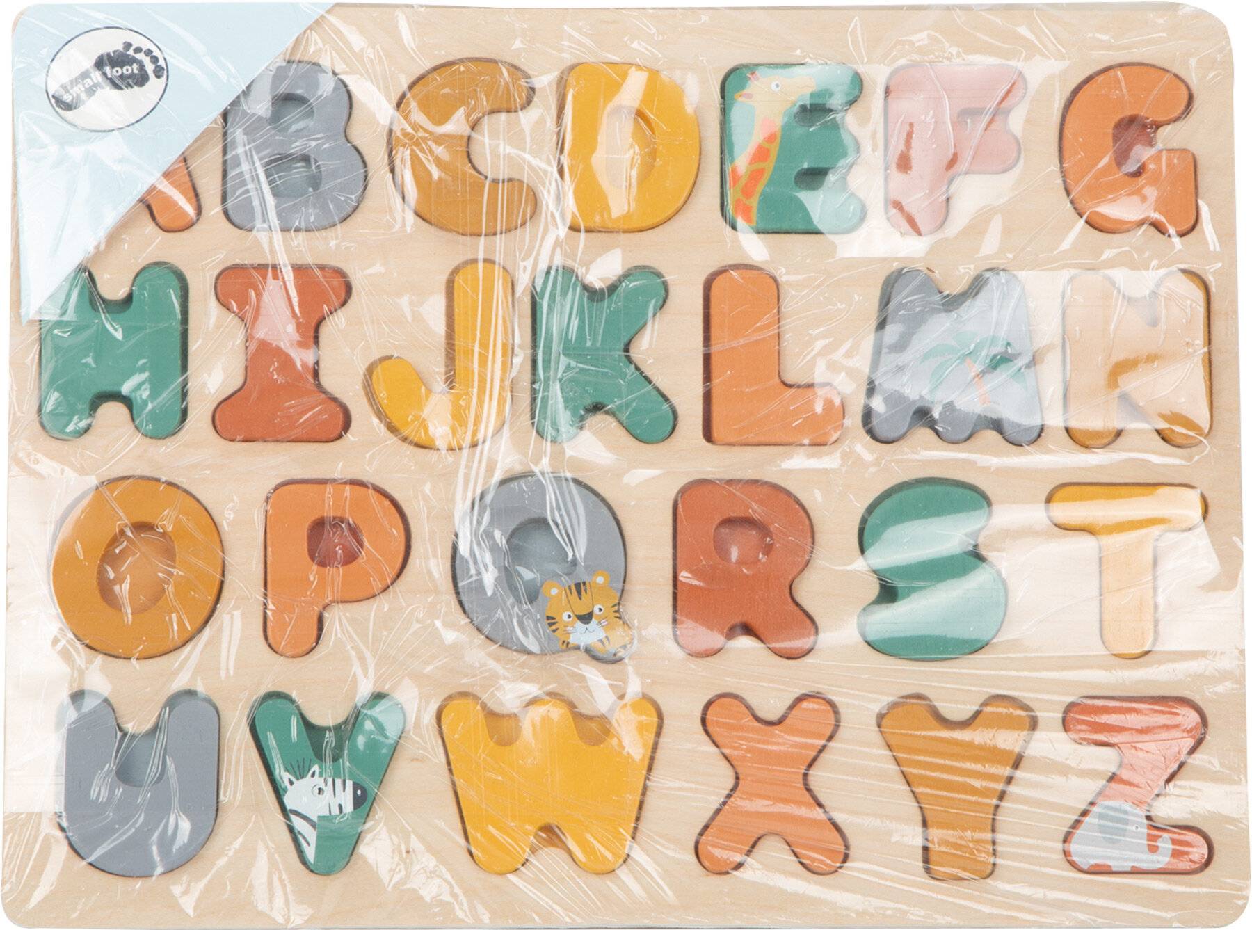 Holzalphabetpuzzle-Board mit bunten Großbuchstaben A-Z in vier Reihen, in klare Folie eingewickelt.