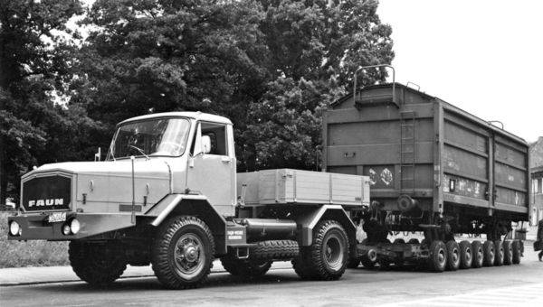 Jahrbuch Lastwagen 2022