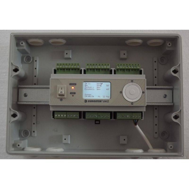 Euroster UNI 2 Heizungsregelung – 2 Heizkreise & Warmwasserspeicher, witterungsgeführt mit Wandgehäuse