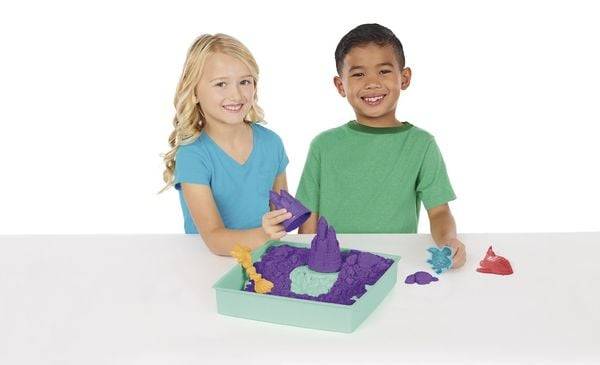 Kinetic Sand Sandbox Set mit 454 g lila Kinetic Sand