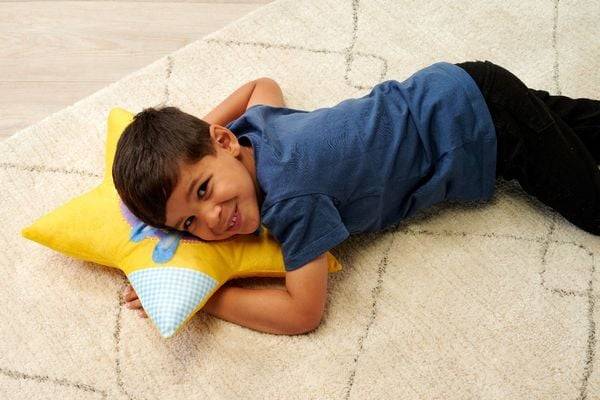 KiKANiNCHEN Plüsch Sternkissen