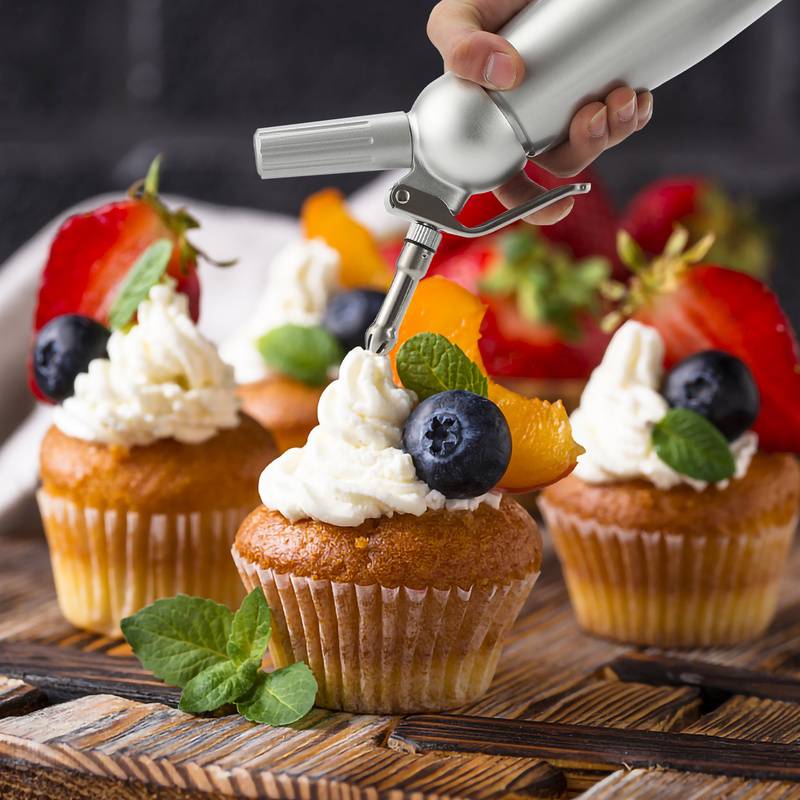 Sahnespender 0,5 L Aluminium Sahnesyphon Mit 3 Edelstahl Deko-Düsen und Reinigungbürste für die Zubereitung von Schlagsahne, Creme, Mousse N2O Sahn