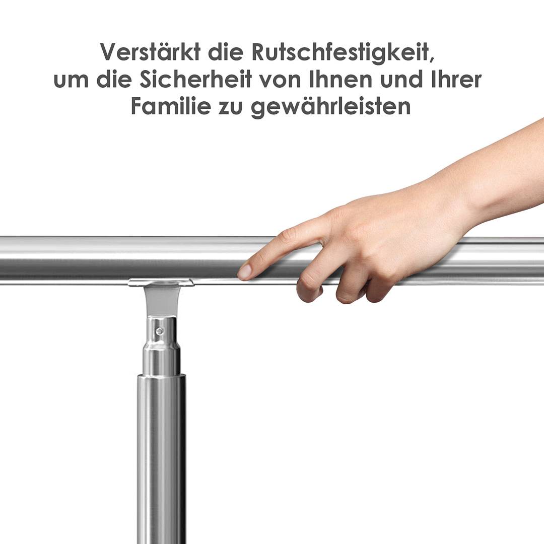 Hand berührt ein metallenes Handlauf mit deutschem Text oben, der besagt, dass es die Rutschfestigkeit für Ihre Sicherheit und die Sicherheit Ihrer Familie erhöht.