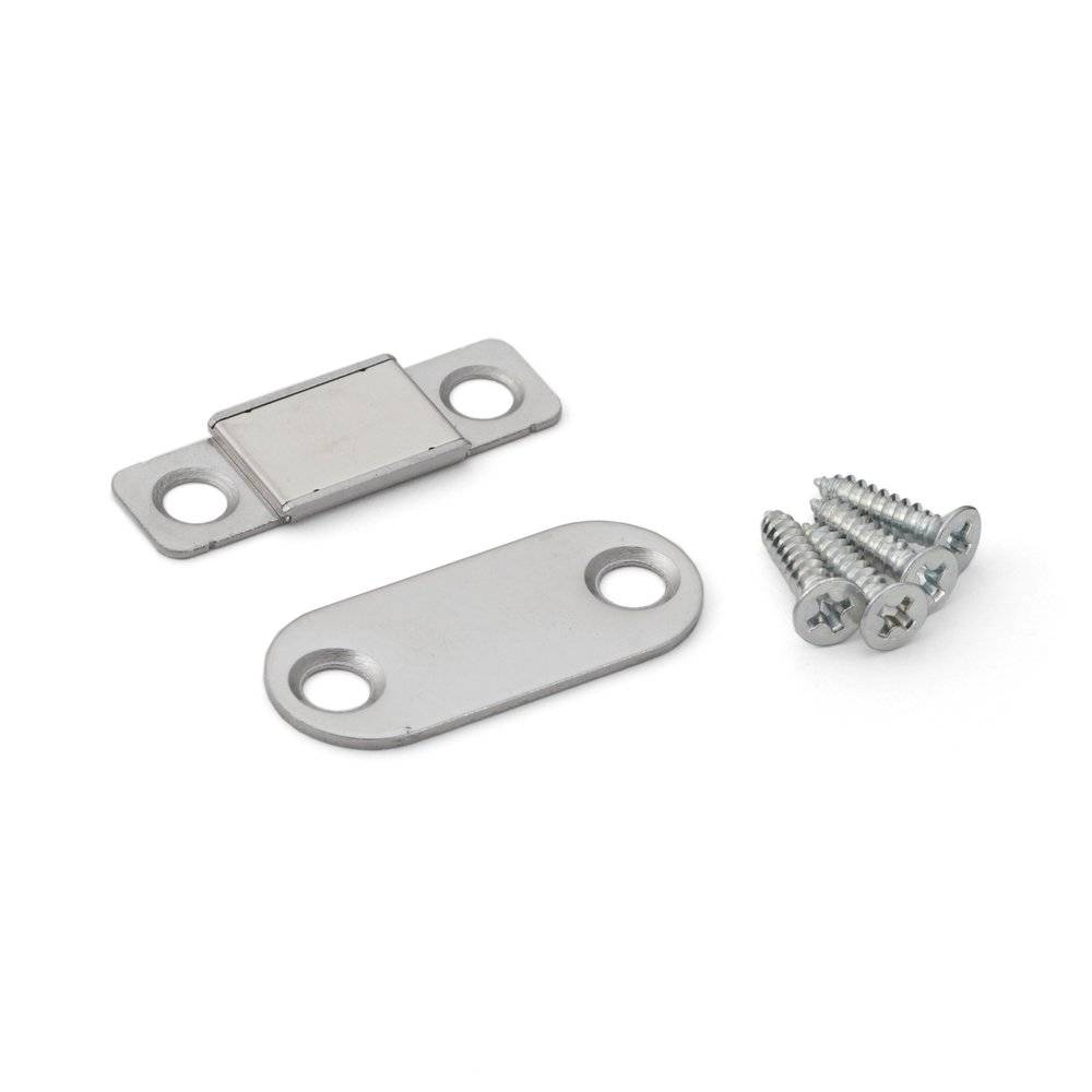 Metallstreifenplatte, Fangleiste und vier Schrauben für magnetischen Verschluss.