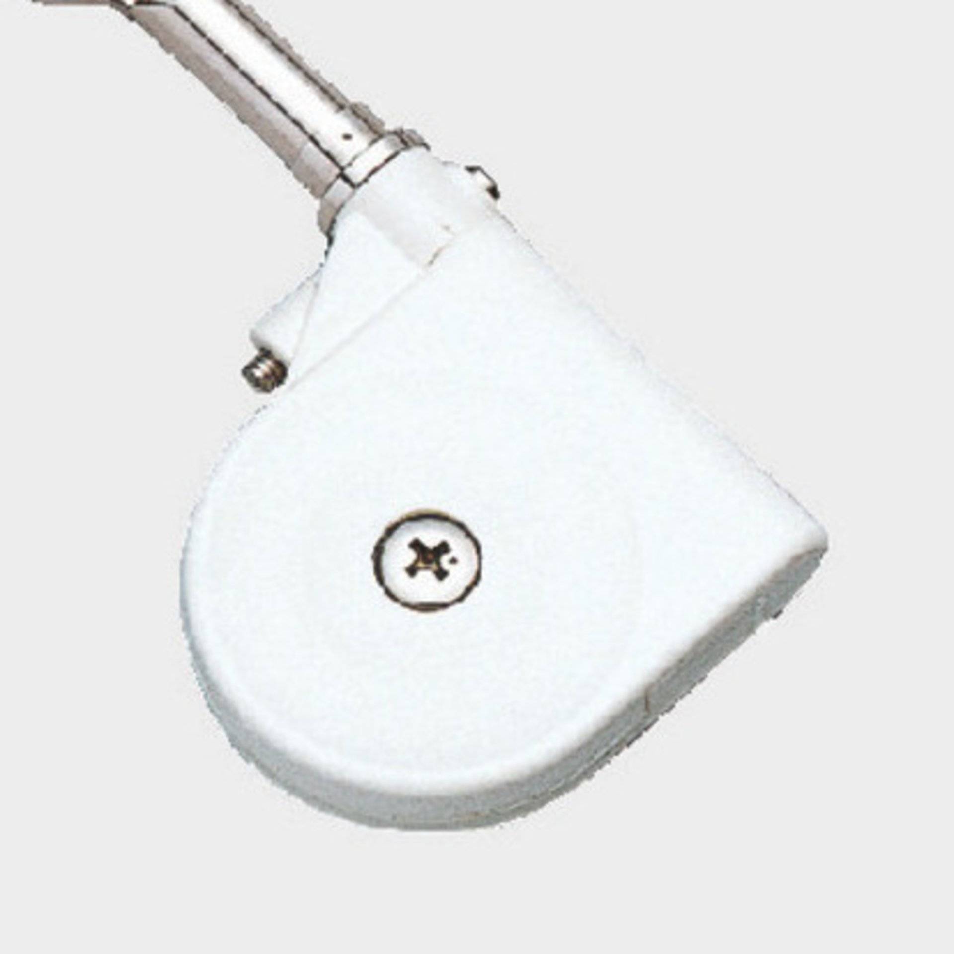 Ein weißer Gitarrenstimmwirbel mit silbernem Metallschaft, mit einer zentralen Schraube zur Befestigung, verwendet zum Einstellen der Saitenspannung.