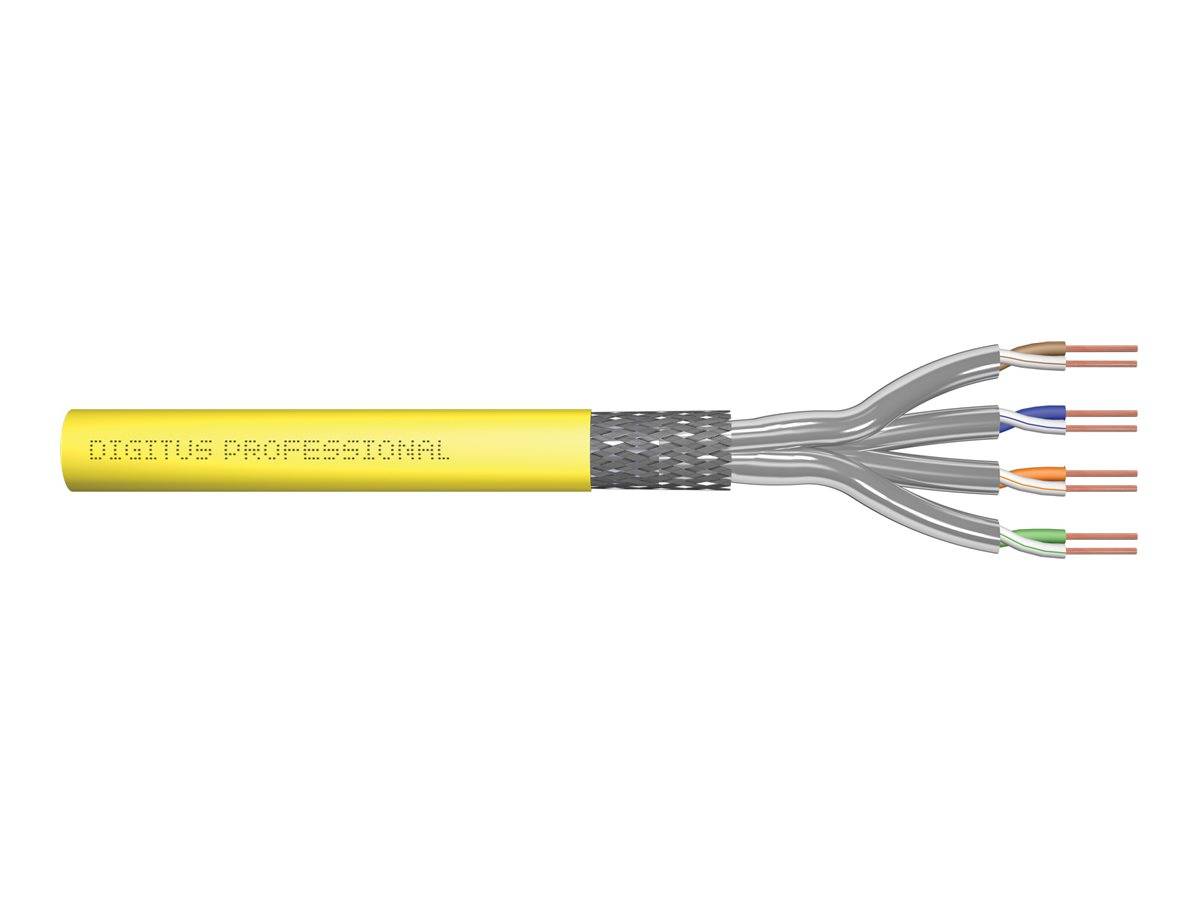 Querschnitt eines Digitus Professional Netzwerkkabels, das die Außenschicht, die geflochtene Abschirmung und vier farbcodierte verdrillte Adernpaare zeigt, die am Ende freigelegt sind.