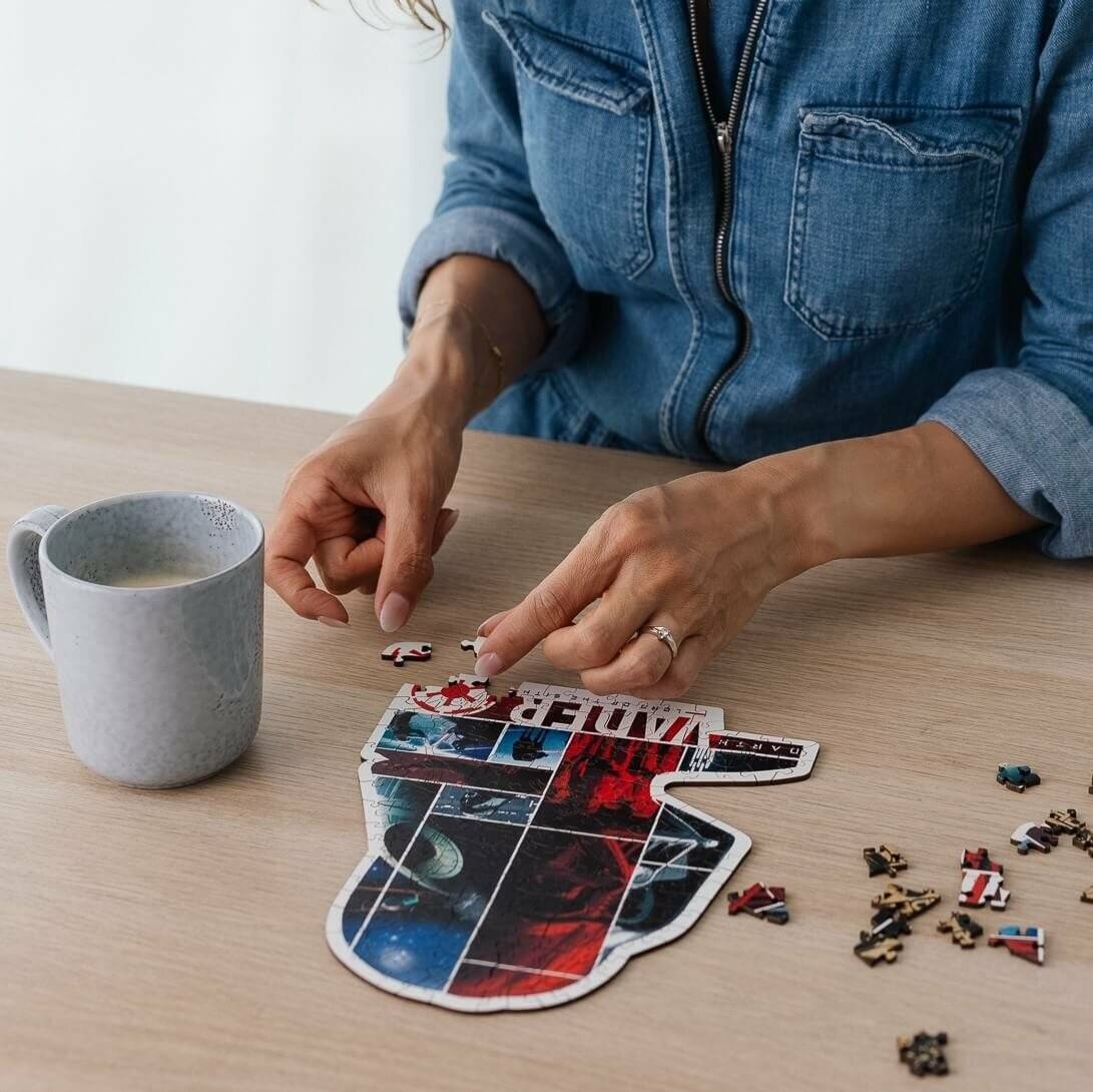 TREFL Wood Craft Origin Puzzle Star Wars: Darth Vader 160 Teile