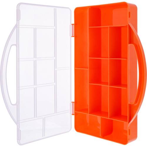 Eine offene orangefarbene Kunststoff-Aufbewahrungsbox mit mehreren Fächern und einem transparenten Deckel.