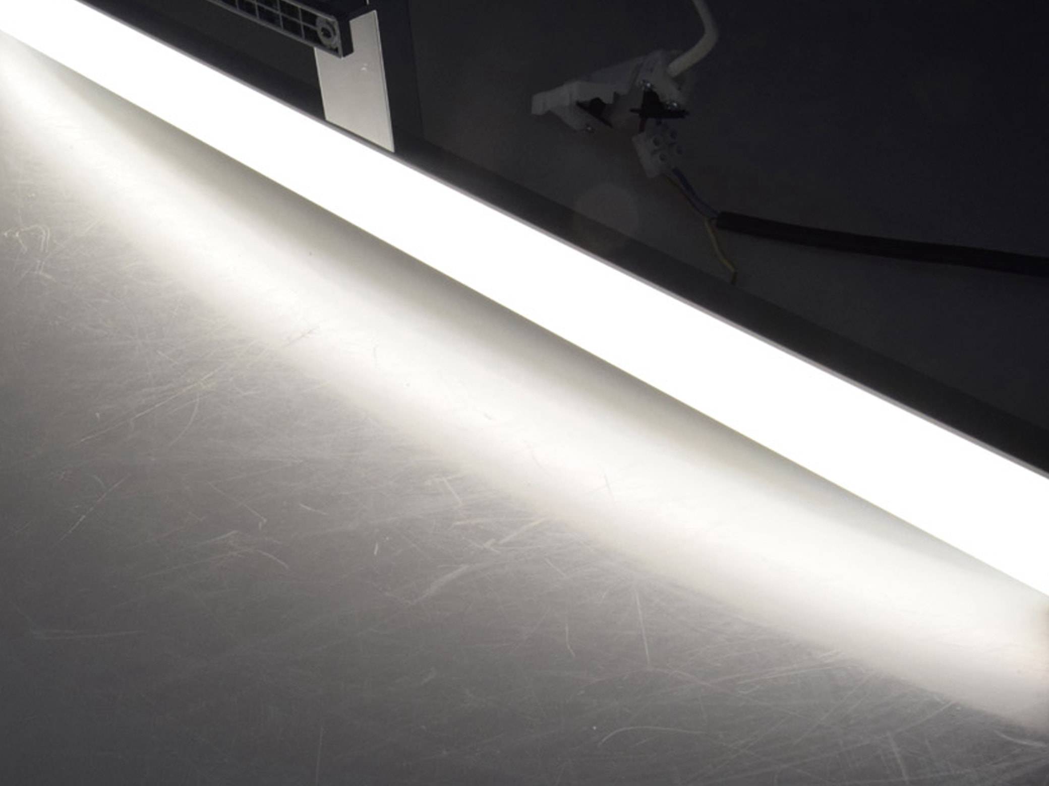 CHILITEC LED-Spiegelleuchte “Banho 8W“, EEK: C, 230V, 8W, 640lm, 400 mm, 4000K