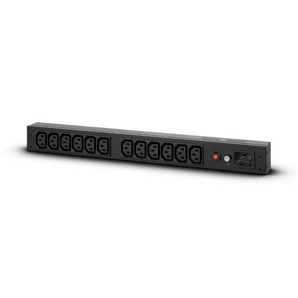Schwarze Rack-Montageleiste mit mehreren AC-Steckdosen und einem Ein-/Ausschalter auf einfachem schwarzen Hintergrund.