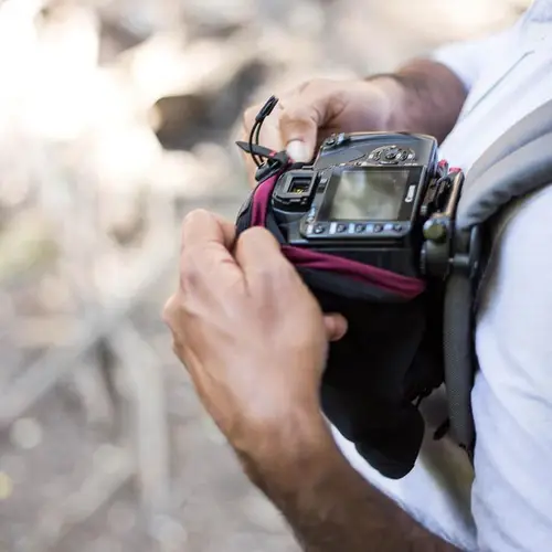 Peak Design Shell Kamerschutz Medium - Black (Schwarz) Peak Design Shell Kamerschutz Medium - Black (Schwarz)