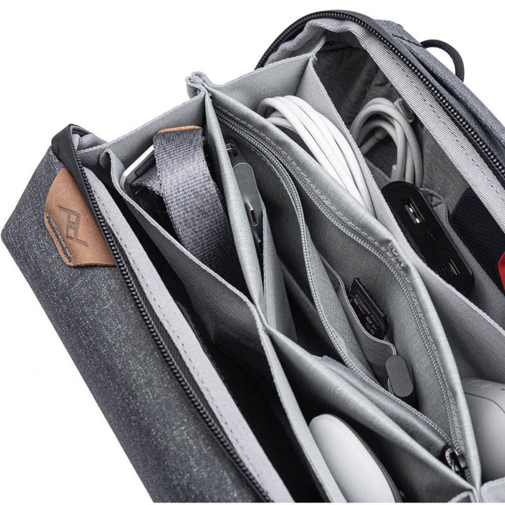 Peak Design Tech Pouch - Organizer-Tasche Charcoal (dunkelgrau)