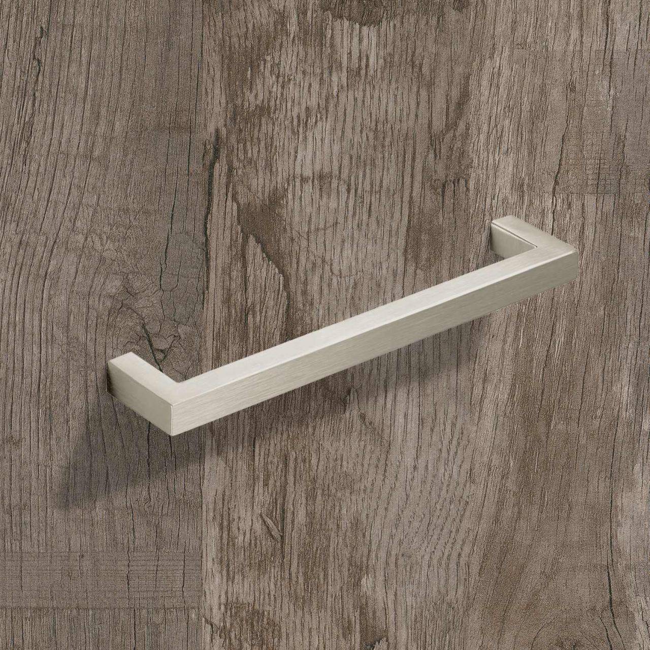 Griff Anzio,  192, L 202 mm, B 10 mm, H 32 mm, Edelstahl gebürstet