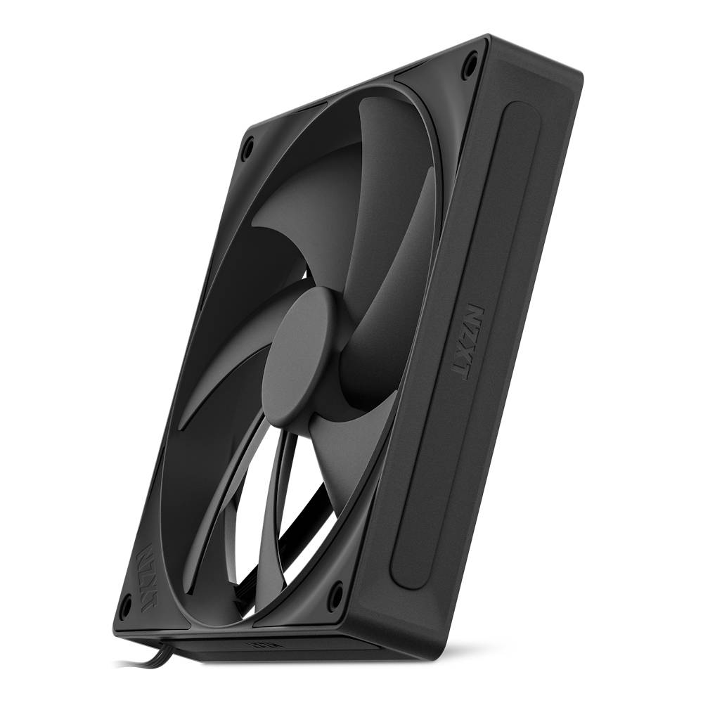 Schwarzer NZXT-Computerlüfter in einem rechteckigen Gehäuse, im Winkel auf weißem Hintergrund abgebildet.