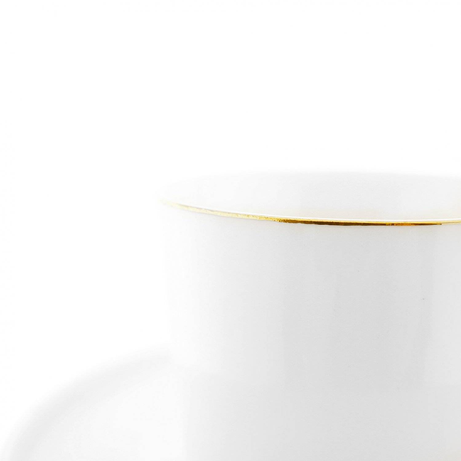Kaffeetassen-Set 200 ml 12 Teilig aus Porzellan in Weiß mit Goldumrandung
