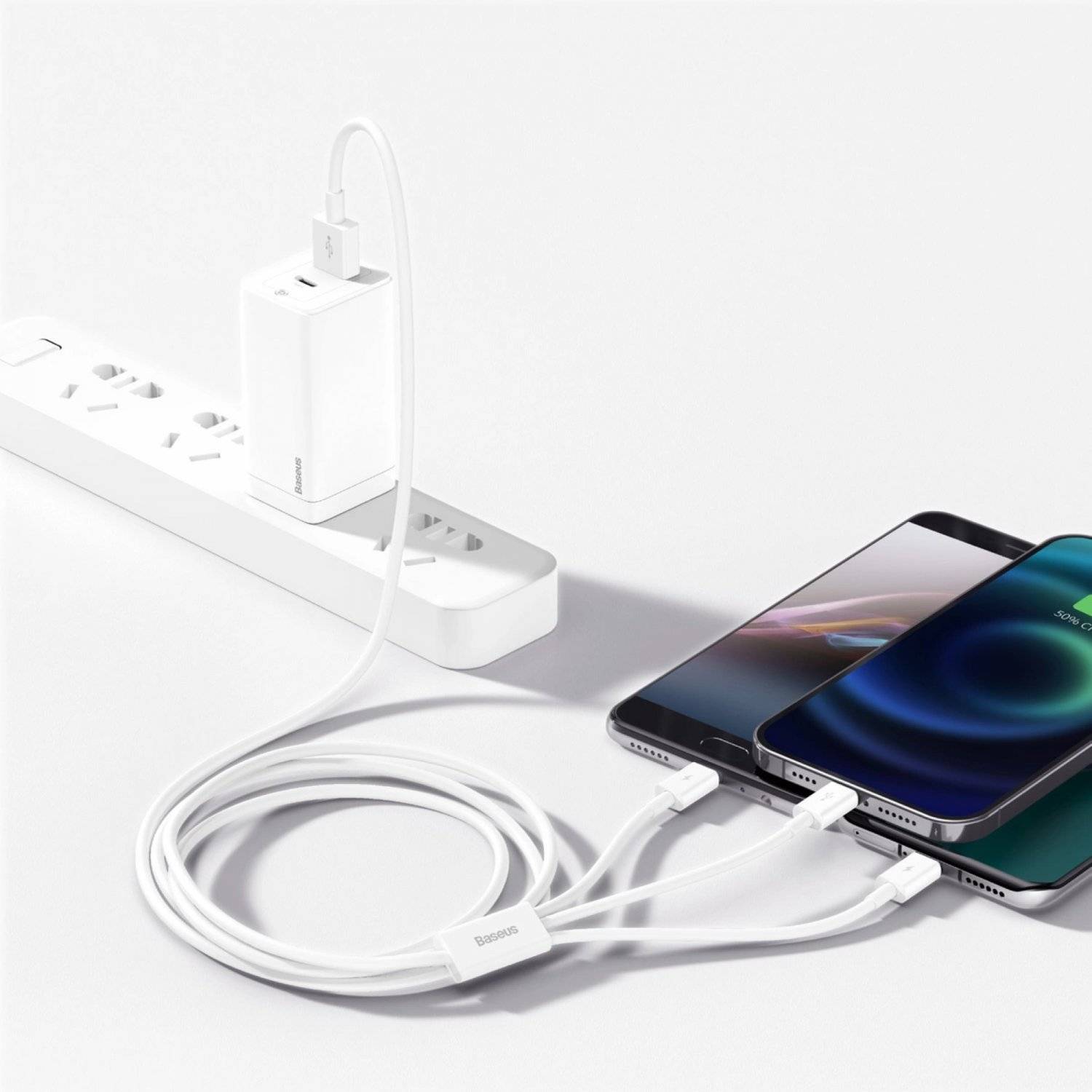 Baseus Superior Series USB-A kompatibel mit iPhone, USB-C, microUSB 3,5A-Kabel Weiß 0,5m