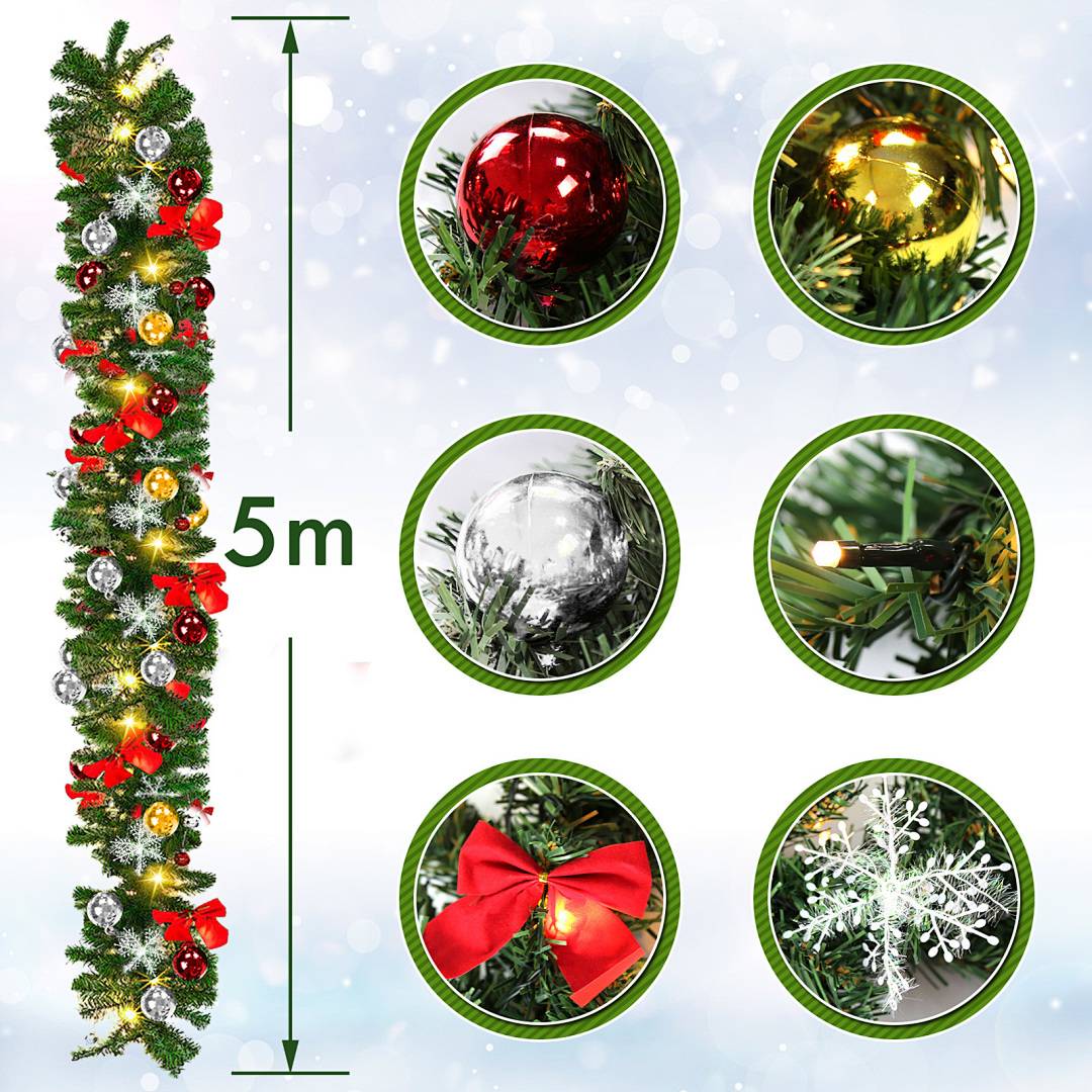 5m künstliche Weihnachtsgirlande mit roten Schleifen und Ornamenten, gezeigt mit Nahaufnahmen von roten, goldenen, silbernen, Lichtern, Schleifen und Schneeflocken-Dekorationen.