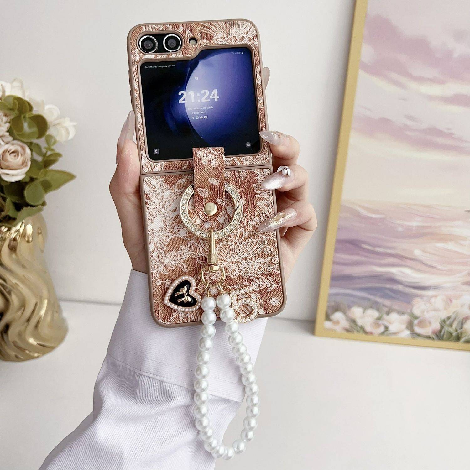 Für Samsung Galaxy Z Flip6 Stick Design Hülle Ringperlenkette Braun