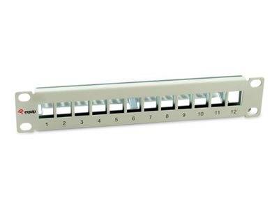 Ein 12-Port-Netzwerk-Patchfeld mit nummerierten Anschlüssen, RJ45-ähnlichen Öffnungen und Befestigungsöhren.