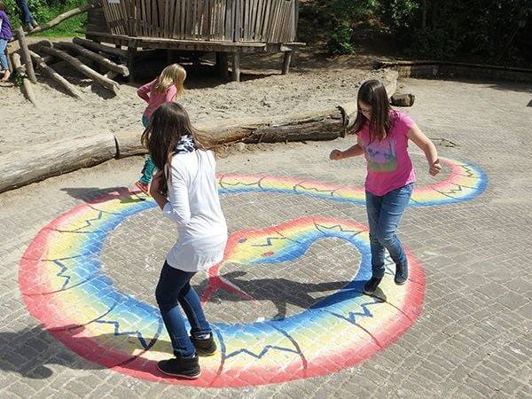 Hüpf- und Murmelspiele