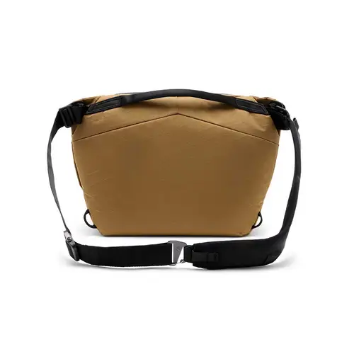 Peak Design Everyday Sling V2 6L Tasche - Coyote (Braun/Beige) Peak Design Everyday Sling V2 6L Tasche - Coyote (Braun/Beige)