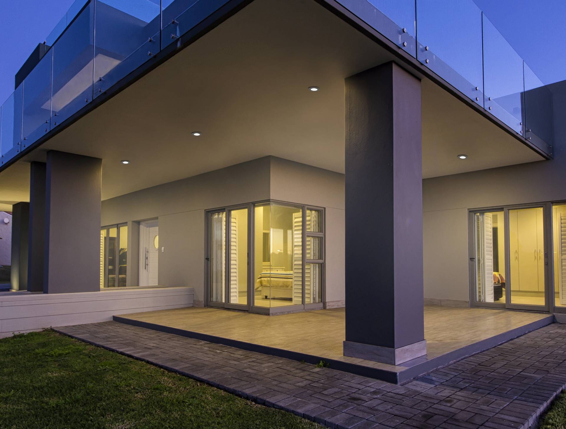 Spectrum LED Einbaustrahler GU10 Spot Badezimmer Downlight IP65 max. 10W rund schwarz