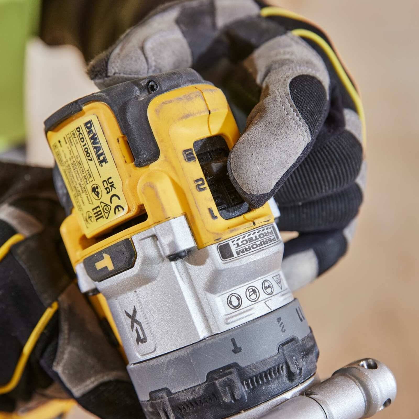 DeWALT Akku-Schlagbohrschrauber DCD1007H2T-QW 18V 5Ah