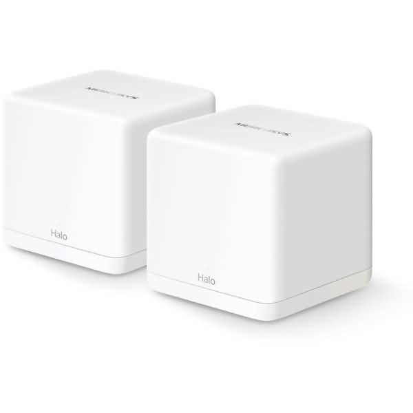 Zwei weiße Halo-WLAN-Mesh-Router-Geräte auf weißem Hintergrund, nebeneinander in leicht schrägem Winkel angeordnet.