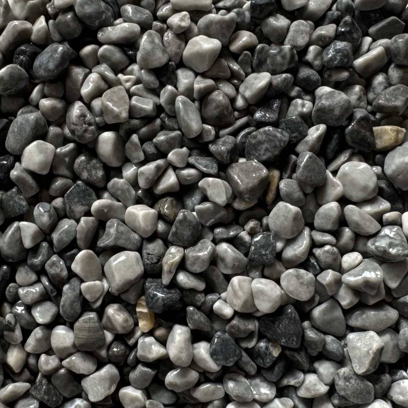 Steinteppich Epoxidharz Set Innen & Außen (ca. 28kg / 2-2,5m²) | 25kg 2-4mm Marmorkies + 3L, 2K Epoxidharz Bindemittel | (Grigio Bardiglio)