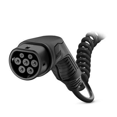 Vier silberne Schrauben und vier gelbe Kunststoffanker, typischerweise für Montagezwecke verwendet, werden auf weißem Hintergrund angezeigt.