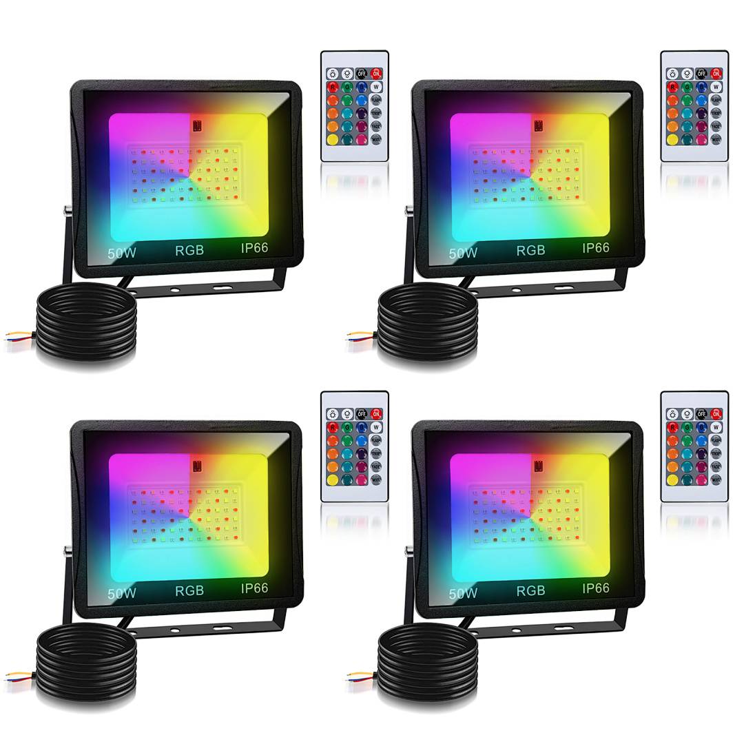 Vier RGB-LED-Flutlichter mit Fernbedienungen und aufgerollten Stromkabeln, angeordnet in einem 2x2-Produktlayout; jedes Licht ist mit 50W, RGB, IP66 gekennzeichnet.
