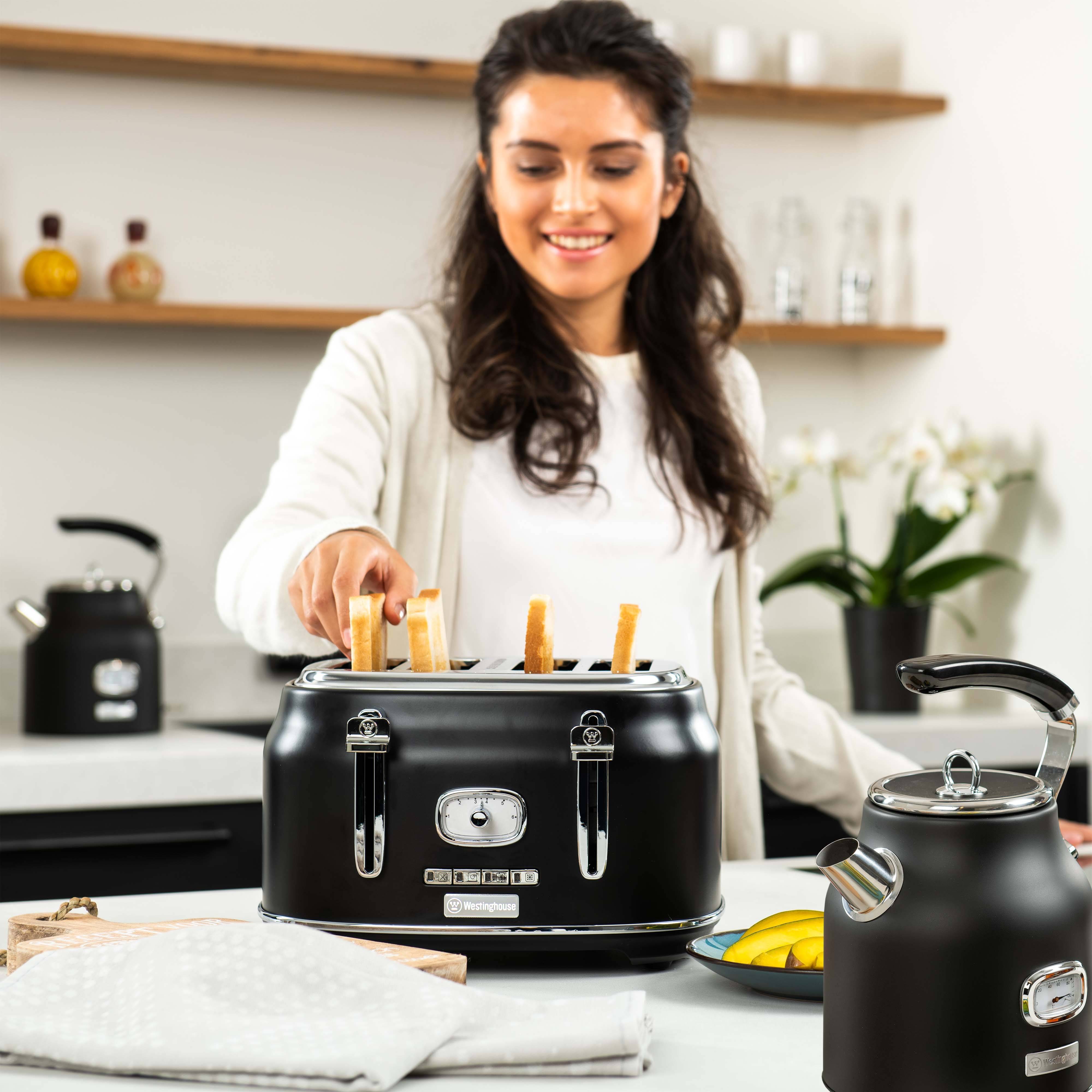 Westinghouse Retro Frühstücksset, 4-Schlitz Toaster + Wasserkocher 1,7L, schwarz