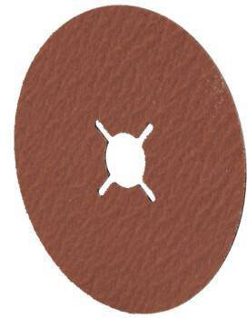 Eine runde, strukturierte, rötlich-braune Schleif- oder Schleifscheibe mit einem kreuzförmigen Befestigungsloch in der Mitte.