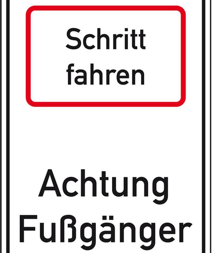 Hinweisschild Schritt fahren - Achtung Fußgänger, Aluminium RA0,reflektierend, 600x900mm, DIN 67520