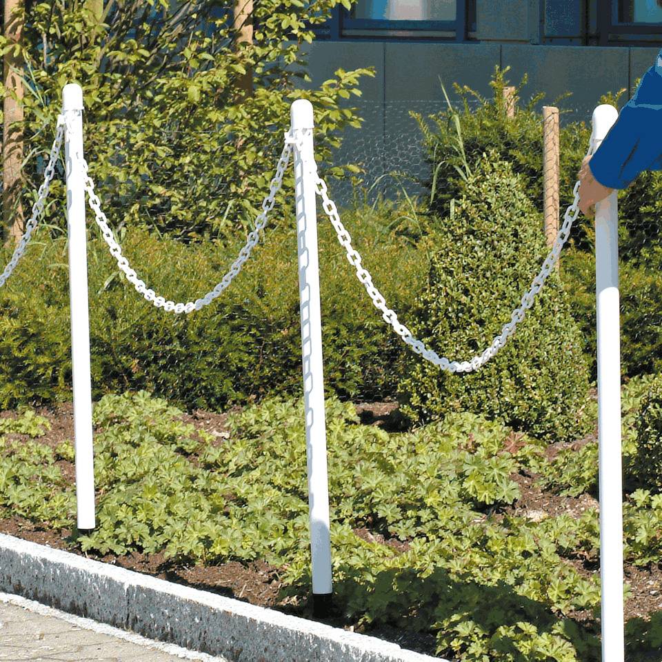 K.57 Kettenpfosten Extern, mit Einschlagspitze, weiß, Kunststoff, Länge 1250mm